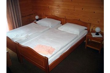 Słowenia Privát Ukanc, Zewnątrz